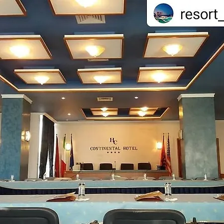 كونتيننتال 4*