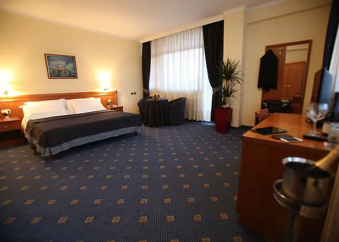 Continental Hotell Vorë