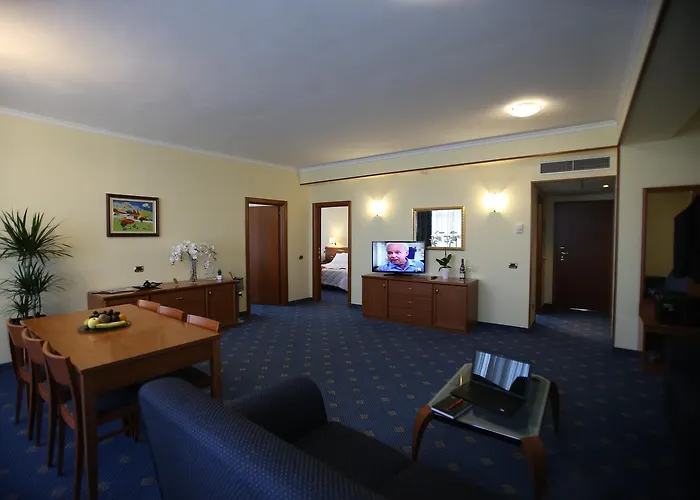 Hotel Continental Vorë