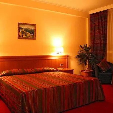 Continental 4* Vorë