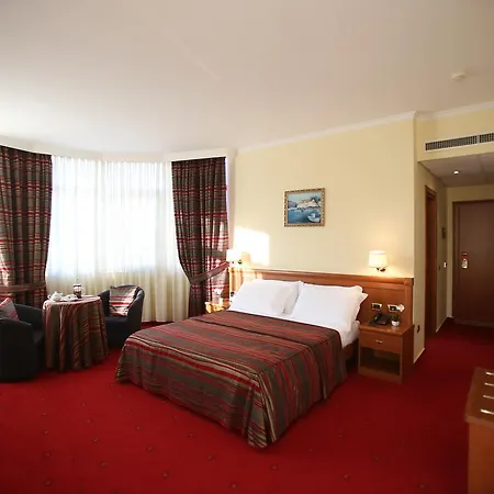 Continental 4*